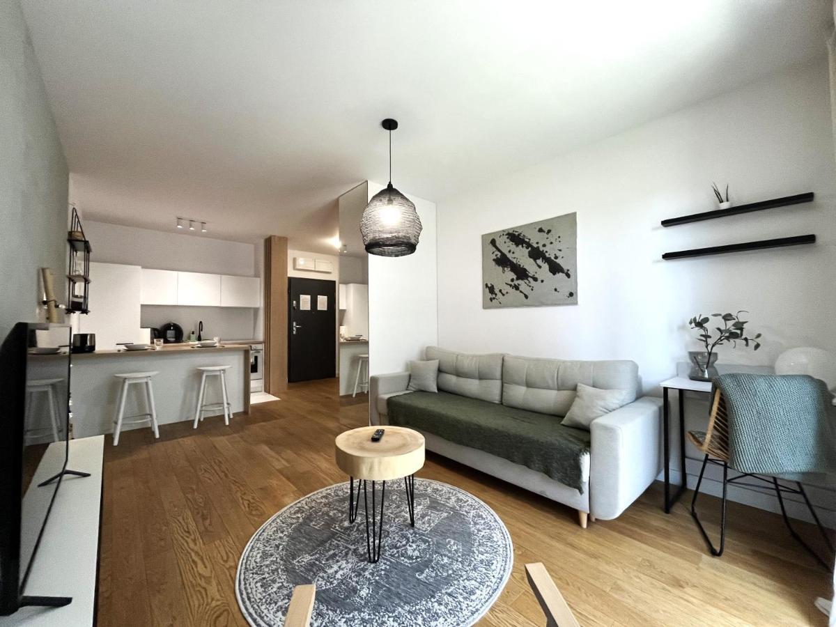 Mieszczanska Apartment ~ Self Check-In 24H ~Parking And Lift Wroclaw Exterior photo