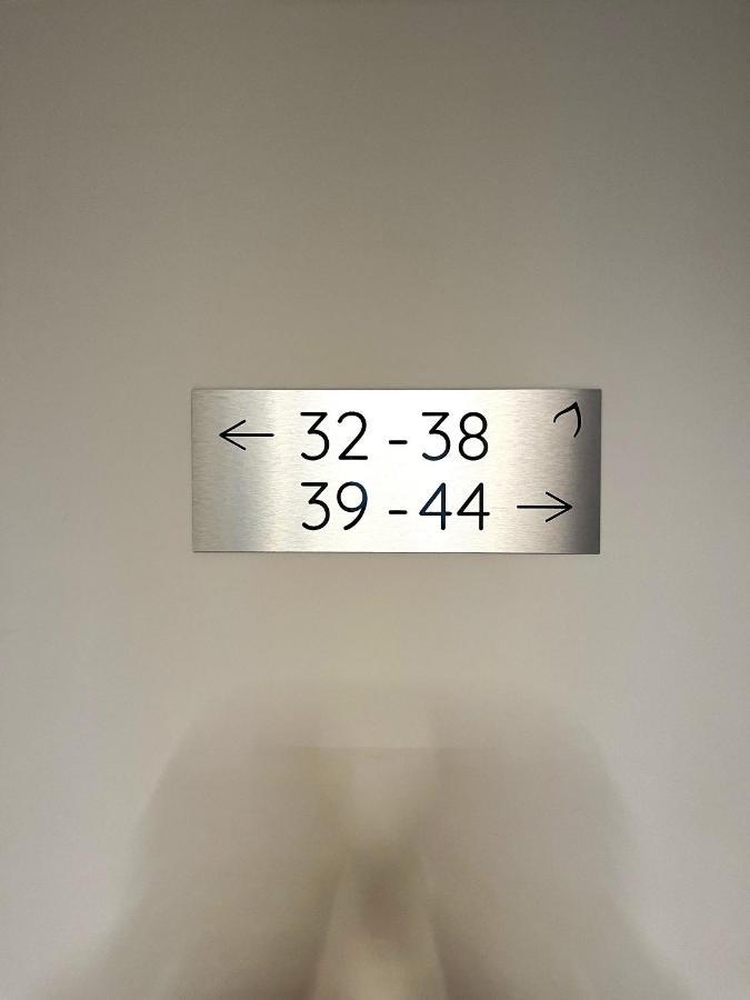 Mieszczanska Apartment ~ Self Check-In 24H ~Parking And Lift Wroclaw Exterior photo